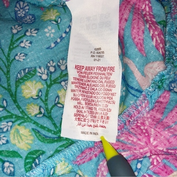 Boden Floral and Flamingos Shorts Romper Size 11-12Y - Picture 8 of 9